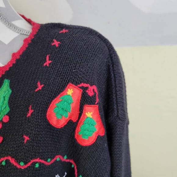 Womans Nutcracker Christmas Cardigan Cute Appliques Red Trim Size Large - Picture 7 of 13